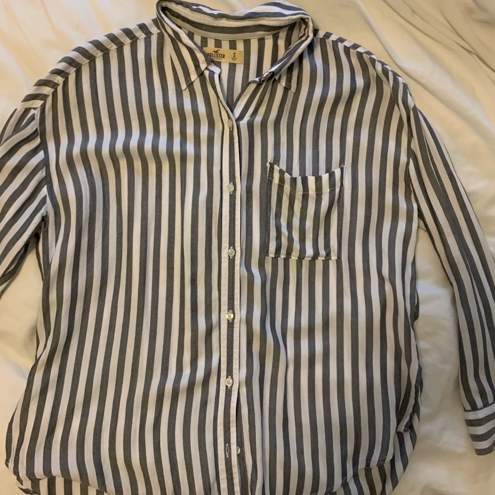 Hollister button down shirt